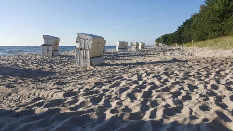 Ferienwohnung Eldena Lobbe Esterno foto